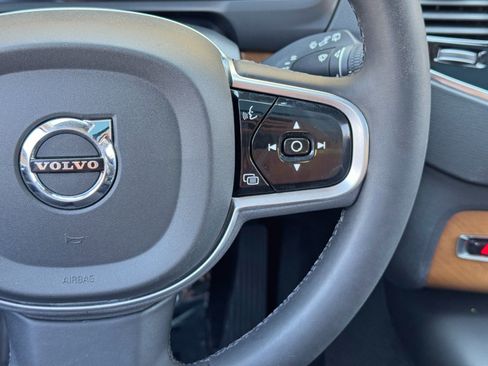 Used 2023 Volvo XC90 B6 Plus w/ Protection Package Premier AWD/4WD image 22