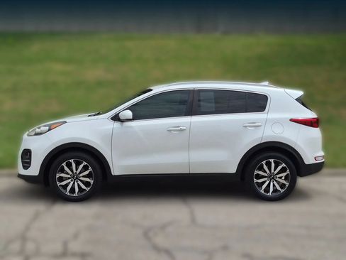 Used 2017 Kia Sportage EX FWD image 8