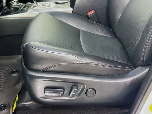 Used 2024 Toyota 4Runner Limited AWD/4WD image 13