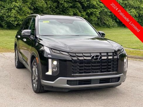 Used 2024 Hyundai Palisade Limited AWD/4WD image 1