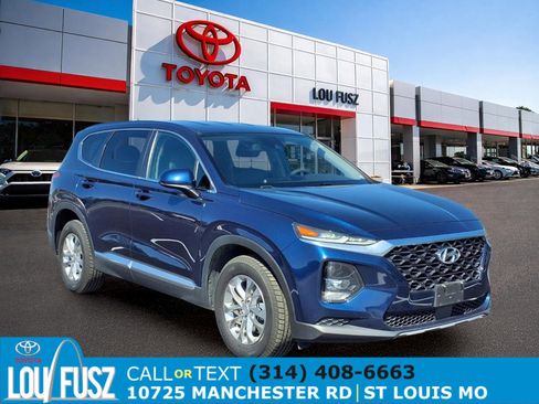 Used 2019 Hyundai Santa Fe SE FWD image 1