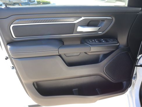 New 2026 RAM 1500 4x4 Crew Cab image 16