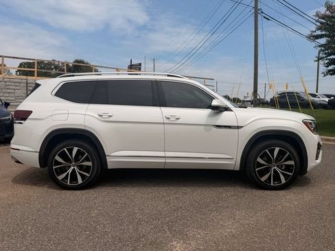 Used 2024 Volkswagen Atlas SEL Premium R-Line AWD/4WD image 6