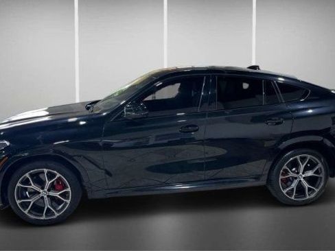 Used 2021 BMW X6 M50i w/ Executive Package AWD/4WD image 15