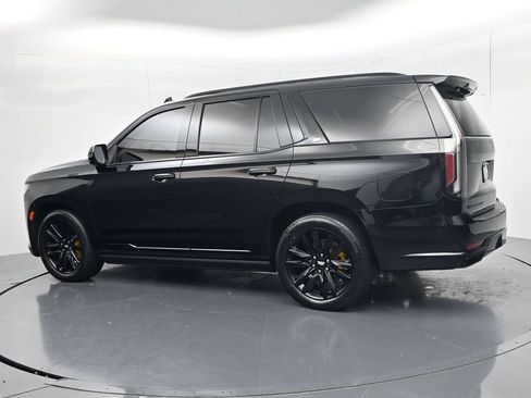 Used 2021 Cadillac Escalade Sport w/ Driver Assist Tech Package AWD/4WD image 5