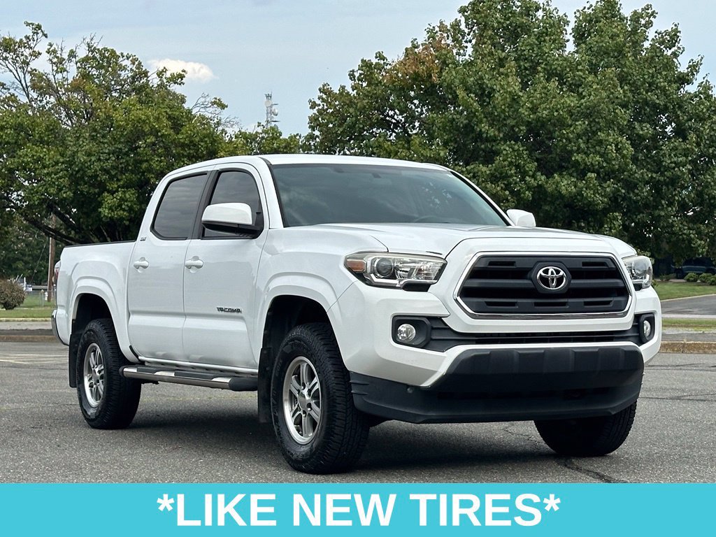Used 2016 Toyota Tacoma SR5 w/ Towing Package RWD image 7