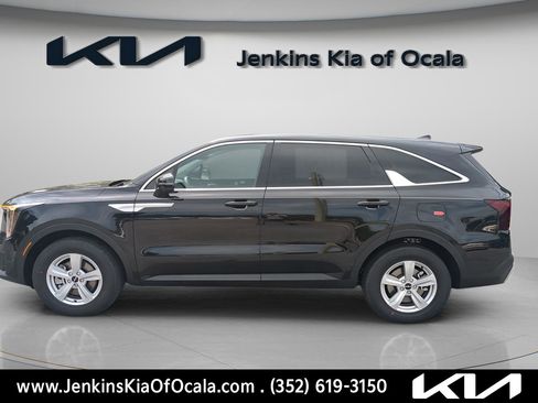 New 2026 Kia Sorento LX image 6