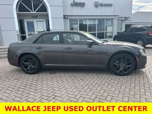 Certified 2021 Chrysler 300 S image 5