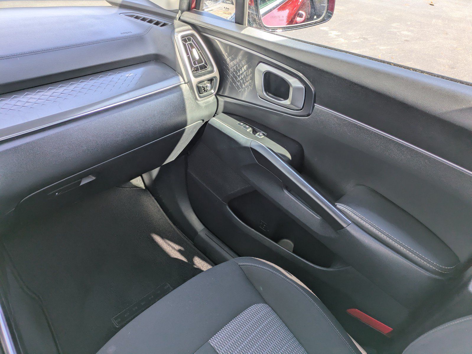 Certified 2023 Kia Sorento LX FWD image 14