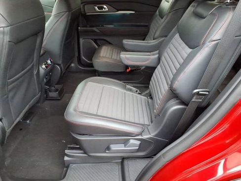 New 2026 Ford Explorer ST-Line w/ ST-Line Street Pack image 19