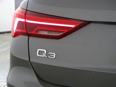 Used 2024 Audi Q3 2.0T Premium Plus AWD/4WD image 47