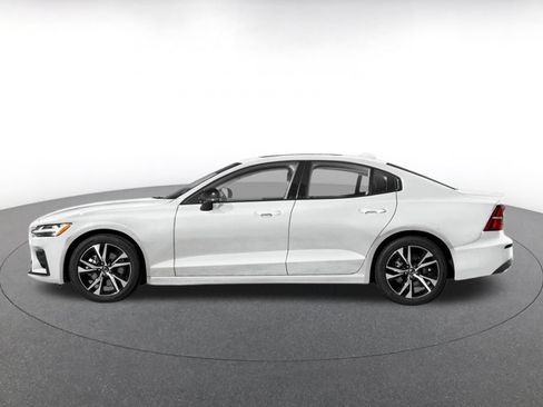 Used 2025 Volvo S60 B5 Core AWD/4WD image 3