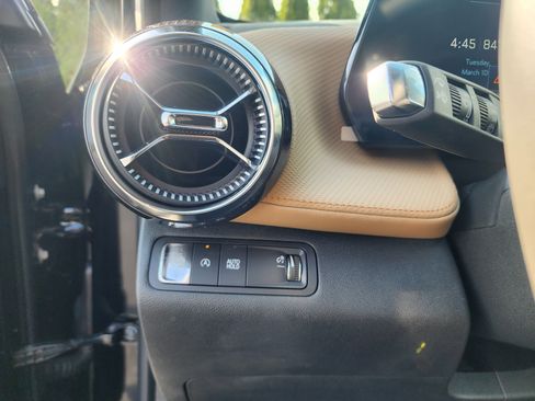 New 2025 Chevrolet Equinox ACTIV w/ Safety and Technology Package image 27