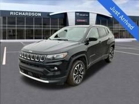 Used 2022 Jeep Compass Limited image 1