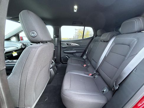 New 2026 Chevrolet Equinox EV LT image 20