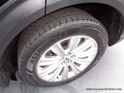 Used 2020 Ford Explorer Limited AWD/4WD image 7