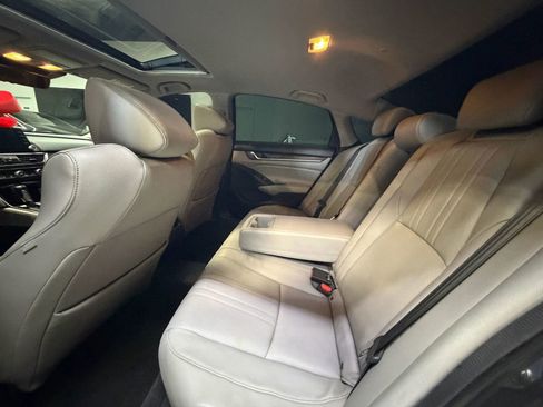 Used 2018 Honda Accord EX-L image 19