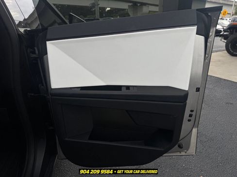 Used 2024 Tesla Cybertruck Cyberbeast AWD/4WD image 20
