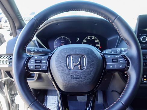 Used 2025 Honda HR-V Sport image 12