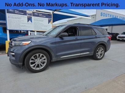 Certified 2021 Ford Explorer XLT w/ Equipment Group 202A