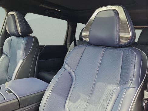 New 2026 INFINITI QX80 4WD w/ Sport Exterior Package image 14