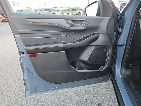 Used 2023 Ford Escape FWD image 24
