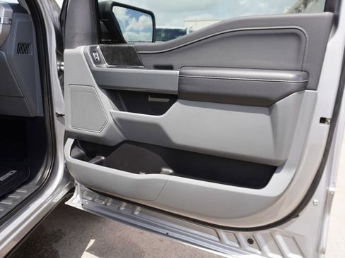 Certified 2021 Ford F150 XLT w/ Equipment Group 302A High image 24