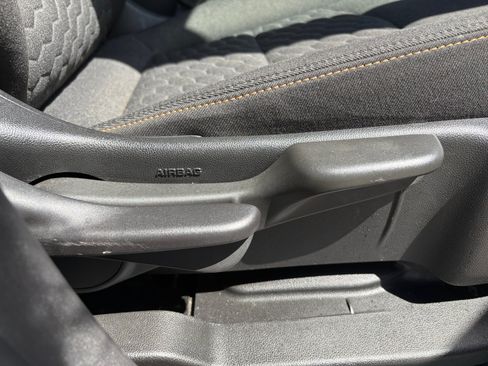 Certified 2021 Chevrolet Equinox LT AWD/4WD image 30