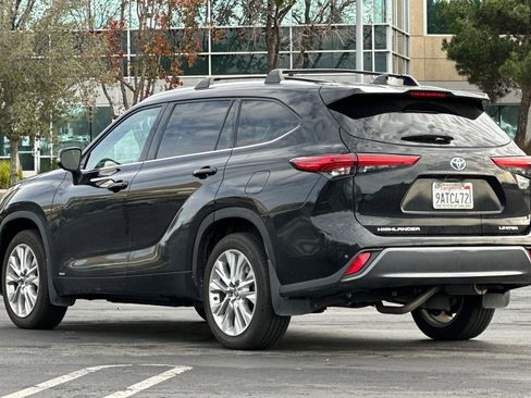 Used 2022 Toyota Highlander Limited image 6