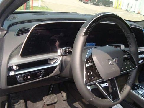 New 2025 Cadillac Lyriq Sport image 12