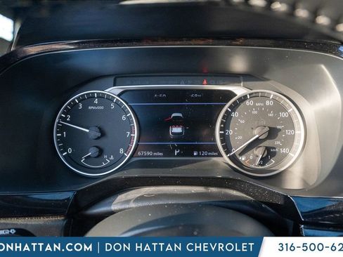 Used 2022 Nissan Pathfinder SL image 6