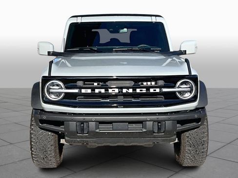 Used 2022 Ford Bronco Outer Banks w/ Sasquatch Package image 3