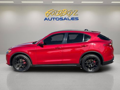 Used 2018 Alfa Romeo Stelvio Ti Sport image 6