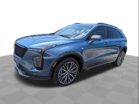 Certified 2024 Cadillac XT4 Sport FWD image 8