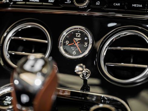 Used 2020 Bentley Continental GT image 23
