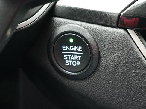 Used 2022 Ford Escape SEL w/ SEL Stealth AWD Package image 33