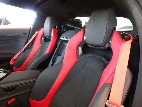 Used 2024 Chevrolet Corvette Z06 w/ Z07 Performance Package image 12