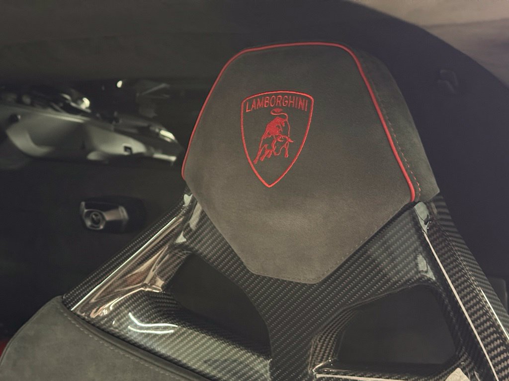 Used 2023 Lamborghini Huracan Sterrato AWD/4WD image 34