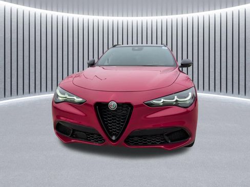 Used 2024 Alfa Romeo Stelvio Veloce image 17