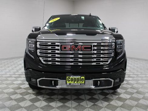 Used 2025 GMC Sierra 1500 Denali w/ Denali Reserve Package AWD/4WD image 7