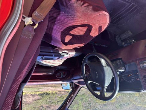 Used 1996 Chevrolet Silverado 3500 4x4 Regular Cab image 18