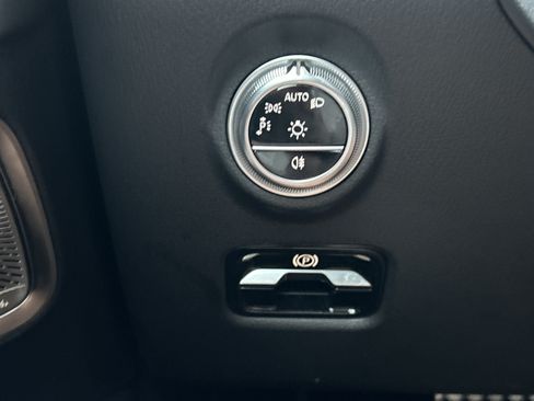 Certified 2024 Mercedes-Benz CLE 450 4MATIC Cabriolet image 35