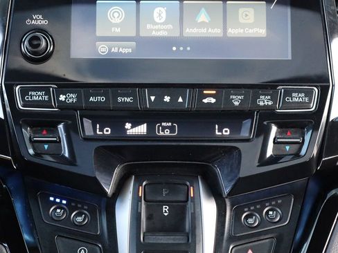 Used 2018 Honda Odyssey Elite image 40