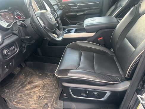 Used 2019 RAM 1500 Laramie AWD/4WD image 4