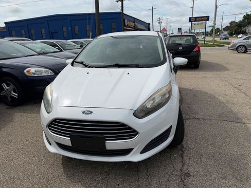 Used 2016 Ford Fiesta S FWD image 2