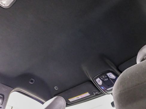 Used 2025 RAM 2500 Big Horn AWD/4WD image 28