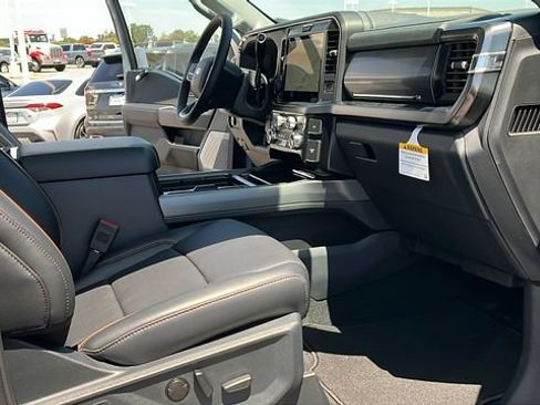 New 2026 Ford F350 Lariat w/ Black Appearance Package AWD/4WD image 12