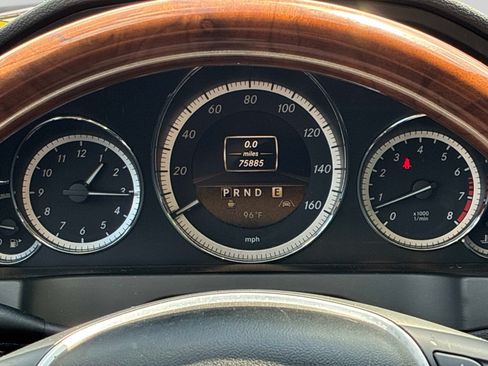 Used 2012 Mercedes-Benz E 550 Coupe image 25