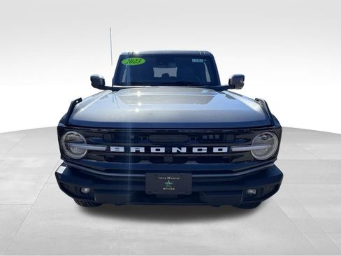 Used 2023 Ford Bronco Outer Banks AWD/4WD image 3