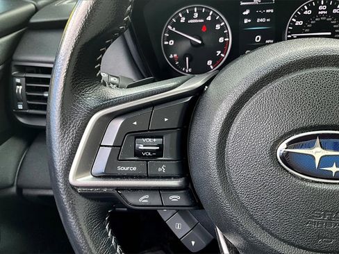 Used 2022 Subaru Legacy Premium image 11